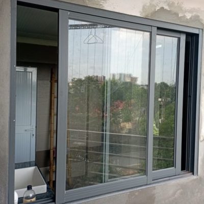 Cửa sổ 2 cánh mở trượt hệ nhôm Xingfa